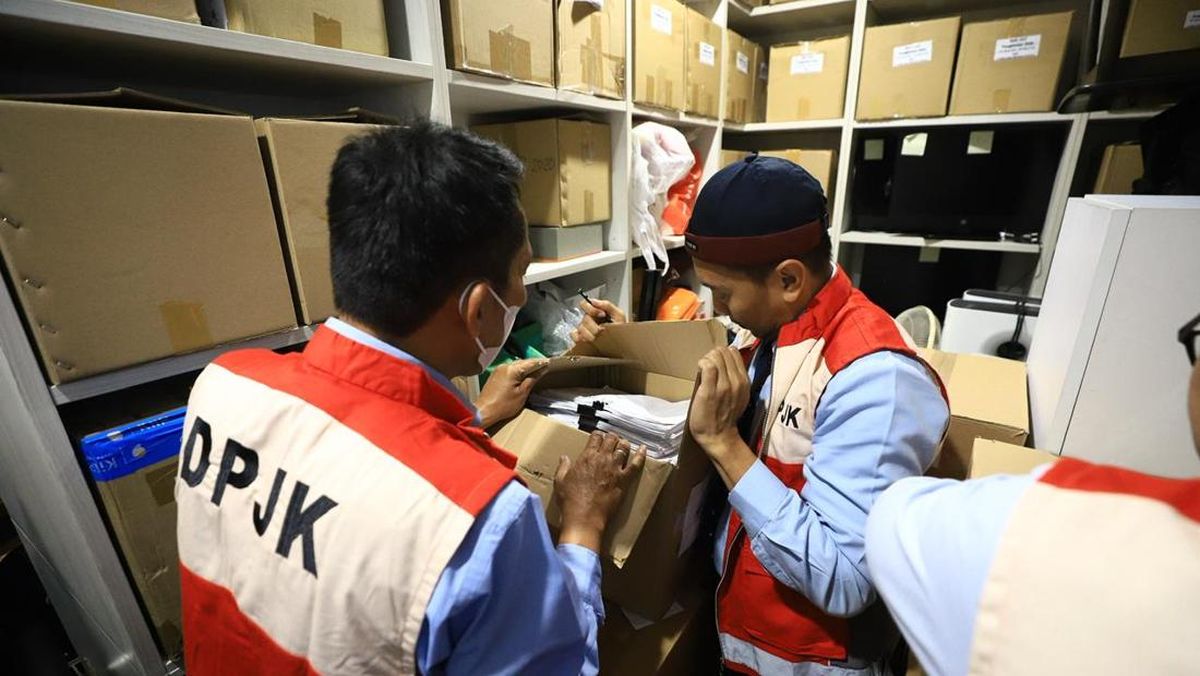 OJK Bekukan 2 Miliar Lembar Saham BEBS Buntut Gorengan Mirae Asset