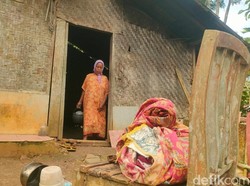 Dilema Nenek Cani, Pasrah Rumah Dibongkar demi Proyek KDMP di Pangandaran
