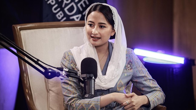 Wakil Menteri Perdagangan Dyah Roro Esti Widya Putri berpose usai mengikuti program siniar (podcast) “On the Record” bersama ANTARA di Kementerian Perdagangan, Jakarta, Rabu (4/3/2026). Siniar tersebut membahas tema komoditas pangan selama Ramadh