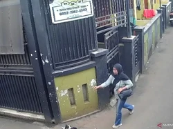 Viral Wanita Pura-pura Melayat lalu Curi Uang Takziah di Jaktim