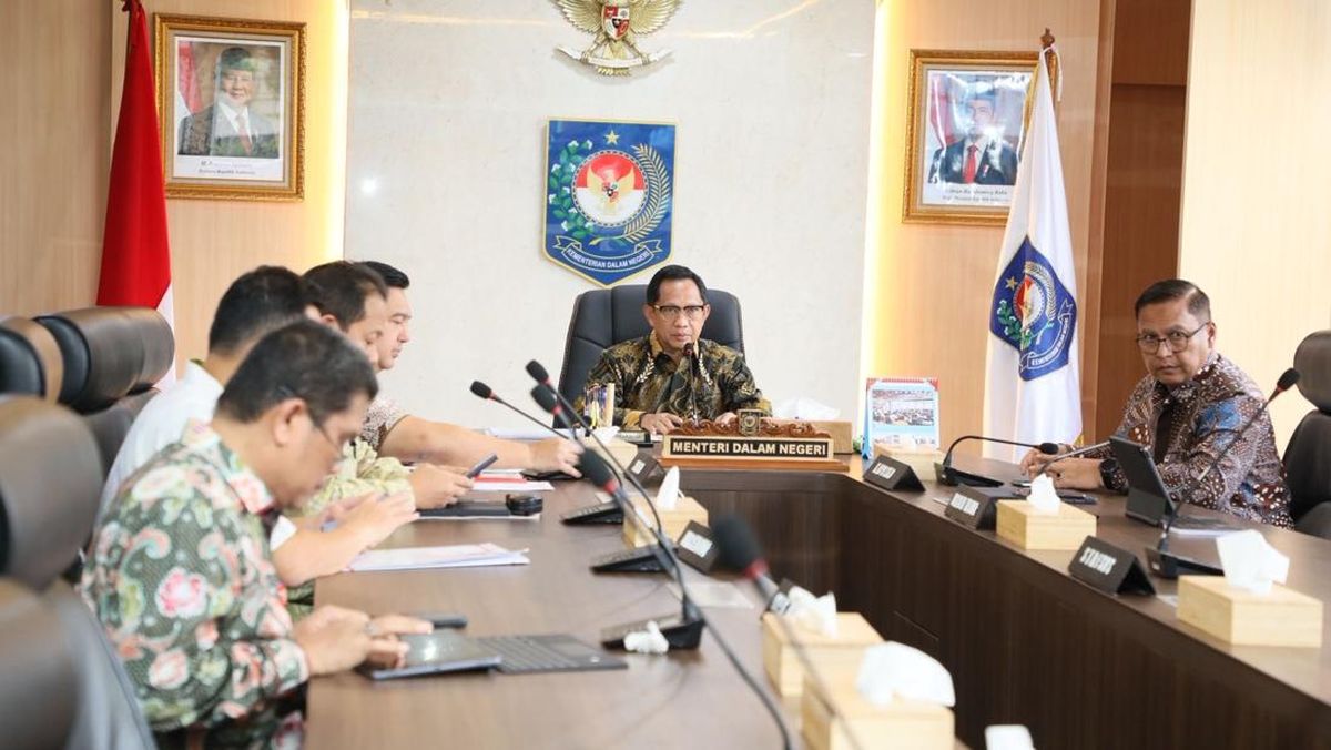 Tito Targetkan Pengungsi Sumatera Tak Lagi di Tenda Sebelum Lebaran