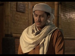 Bara Valentino Tampil Berani di Trailer Jangan Panggil Aku Gus