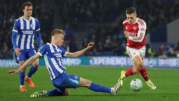 Berita Panas dari Dunia Sport CNN : Klasemen Liga Inggris usai Arsenal Menang, Man City Imbang, MU Tumbang