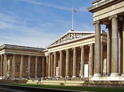 Kisah Staf Museum yang Curi 300 Karya Seni Ratusan Juta Diungkap dalam Buku