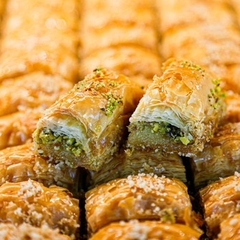 11 Daftar Sajian Khas Lebaran dari Berbagai Negara