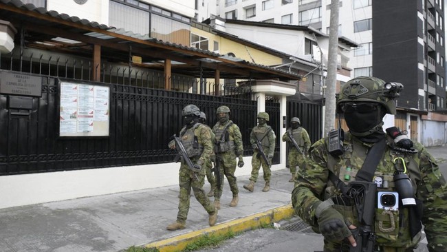 Belum selesai perang dengan Iran, Amerika Serikat lanjut operasi militer targetkan kartel narkoba di Ekuador.