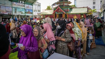 FOTO: Masjid Cheng Hoo Surabaya Menebar Berkah Rp18 M Lewat Zakat