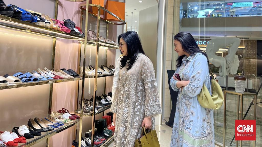 Metro dan First Luxury Hadirkan Koleksi Barang Preloved Mewah