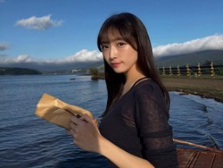 Rika Watanabe Eks Sakurazaka 46 Umumkan Pernikahan dengan Pria Non-Seleb