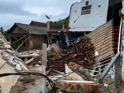 Penampakan Kampung di Bantargadung Sukabumi yang Luluh Lantak