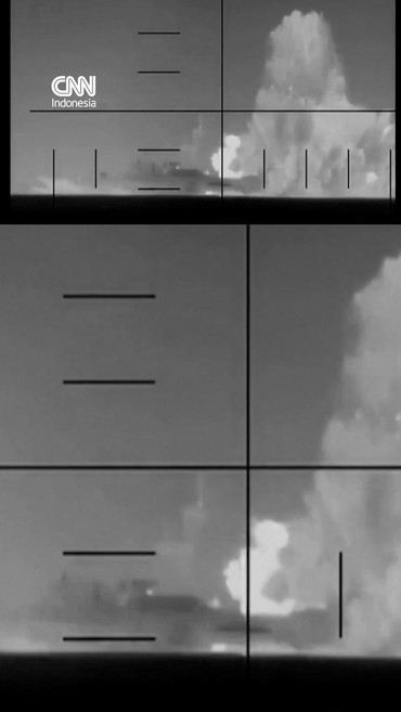 Detik-detik Kapal Perang Iran Tenggelam Dihantam Torpedo AS