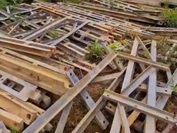 Rangka Baja Jembatan Malinau Mangkrak Sejak 2020, Warga Sebut Rangka Bahaya