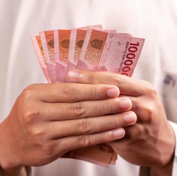 4 Cara Mengelola THR 'In This Economy', Biar Nggak Menyesal Setelah Lebaran!