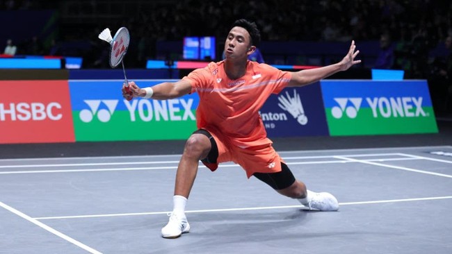 Alwi Farhan bakal menghadapi Kunlavut Vitidsarn dalam laga perempat final All England 2026. Berikut fakta menarik jelang laga Alwi Farhan vs Kunlavut.