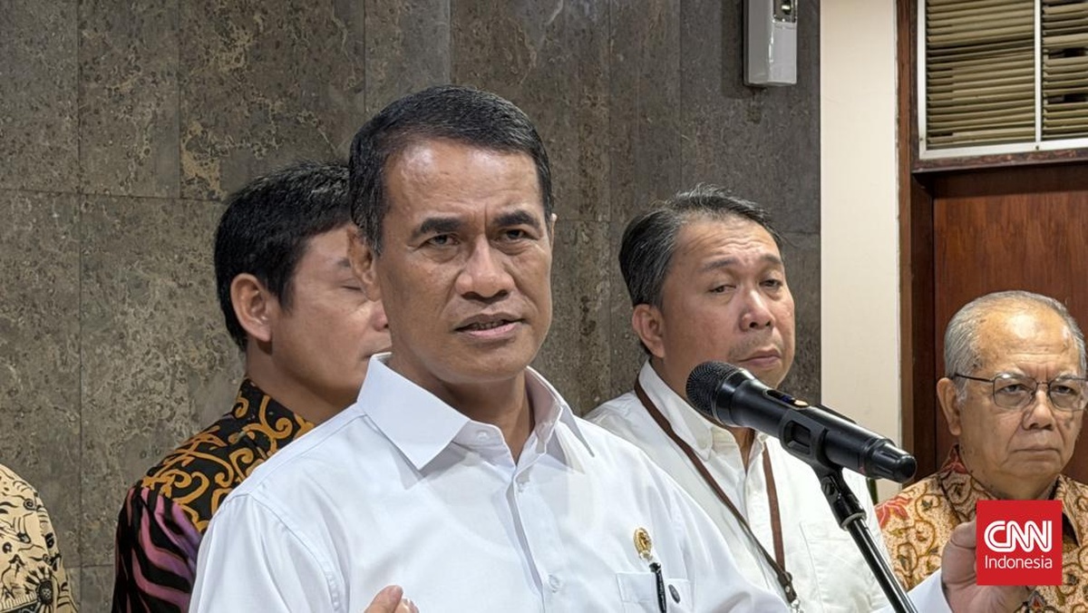 Mentan Amran Usul Bikin SPBU Khusus Petani untuk Atasi Masalah BBM