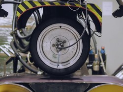 Standar Pengujian Ketat Ban Bridgestone Sebelum Dipasarkan