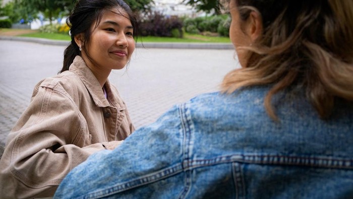 5 Kebiasaan Kecil yang Diam-Diam Menunjukkan Kamu Punya Empati Tinggi