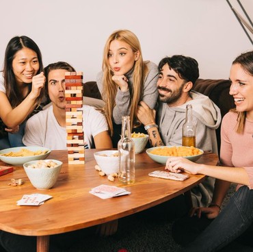 15 Games Bukber Seru Biar Acara Makin Ramai