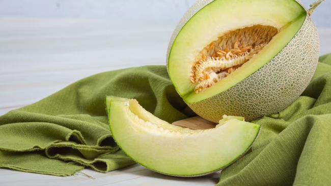 8 Makanan yang Tidak Boleh Dimakan Bersamaan dengan Melon