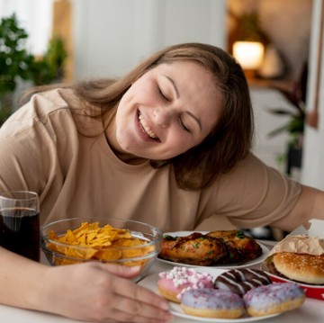 Kolesterol Tinggi? Ini 3 Makanan yang Harus Dihindari Saat Berbuka Puasa