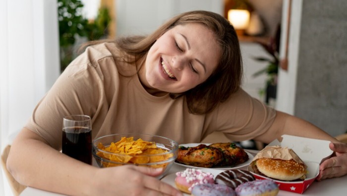 Kolesterol Tinggi? Ini 3 Makanan yang Harus Dihindari Saat Berbuka Puasa