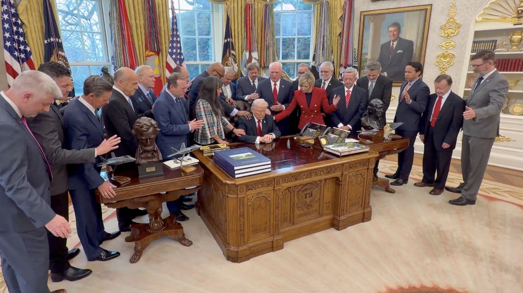 Pemuka Agama AS Doakan Trump: Terus Berikan Presiden Kami Kekuatan