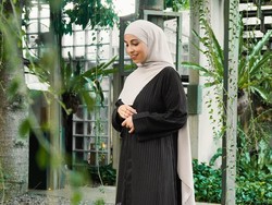7 Outfit Clean Look Sabrina Farhana Istri Founder Nussa Rara Dipadukan Hijab Syar'i