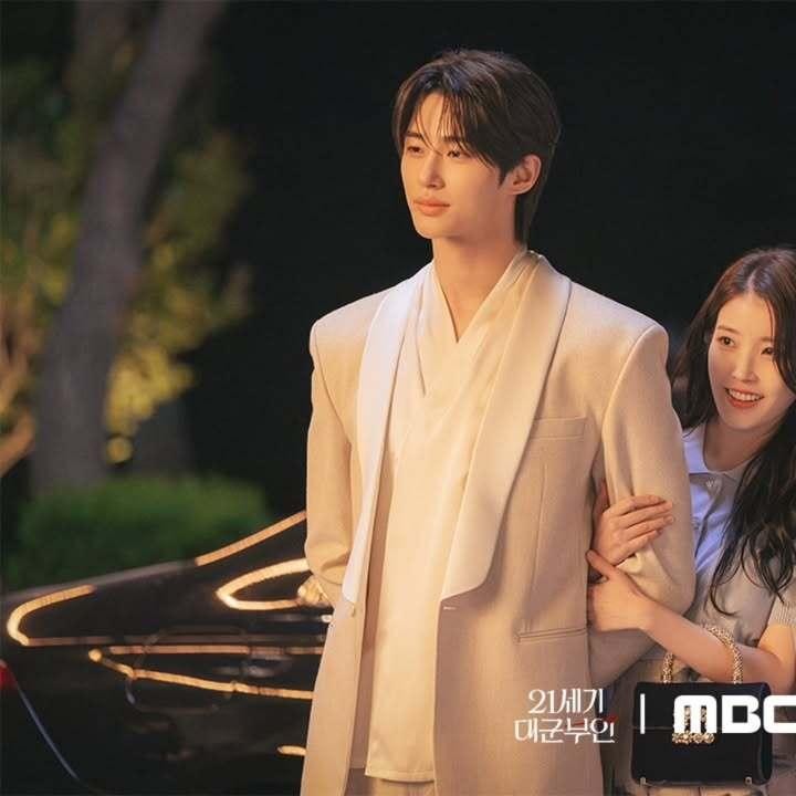 <p>Secara resmi pihak produksi mengumumkan bahwa drama Korea Perfect Crown akan tayang perdana pada 10 April 2026. Drama ini menceritakan kisah cinta antara pewaris dan pangeran yang kehidupannya saling bertolak belakang. (Foto: Instagram @mbcdrama_now)</p>