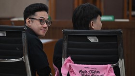 MK Tak Terima Gugatan Delpedro Cs soal Pasal Penghasutan-Berita Bohong