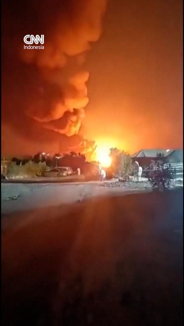 Pangkalan Udara di Kuwait yang Tampung Pasukan AS Terbakar