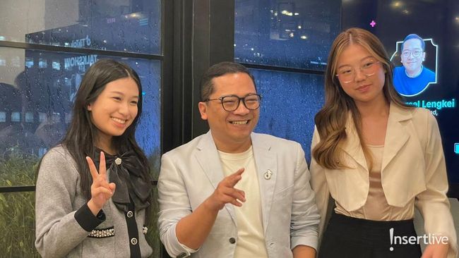 Cerita Irene Suwandi Diundang Lisa Blackpink ke Bangkok Karena Light Stick Raksasa