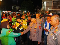 Kapolri Sambangi Kedai Ado Presisi, Ngobrol-Serap Aspirasi Komunitas Ojol Palembang