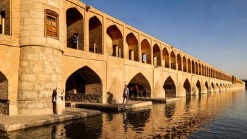 FOTO: Isfahan, Kota Cantik di Iran yang Dikaitkan dengan Dajjal