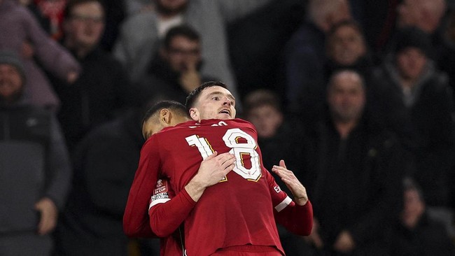 Andy Robertson meminta rekan-rekan setimnya untuk bermain habis-habisan saat meladeni Galatasaray pada leg kedua babak 16 besar Liga Champions.