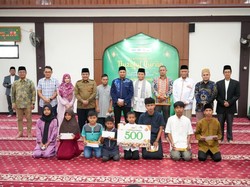 Tausiyah Ramadan di UMJ, HNW Ajak Civitas Akademika Perkuat Iman-Ilmu-Amal
