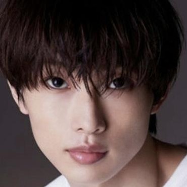 Ryo Takizawa 'Kamen Rider Gavv' Nikahi Wanita 10 Tahun Lebih Tua