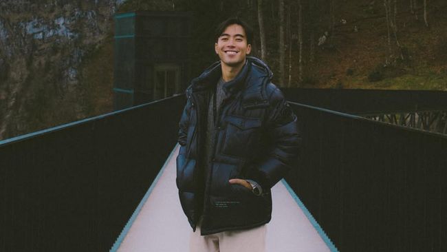 Penyanyi Vidi Aldiano meninggal dunia pada usia 35 setelah enam tahun berjuang melawan kanker. Ucapan duka cita mengalir dari rekan-rekannya.