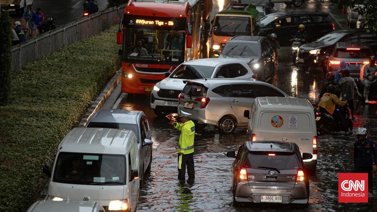 BMKG Bongkar Pemicu Hujan Lebat di Jakarta-Banten, Ini Biang Keroknya