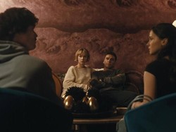 Sinopsis 'Beef Season 2' yang Dibintangi Cailee Spaeny dan Charles Melton