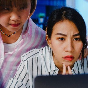 5 Sosok Ini Beri Peringatan soal Bahaya AI Bagi Perempuan, Ada Apa?