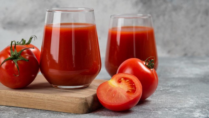Jus tomat./Foto: Freepik.com/azerbaijan_stockers