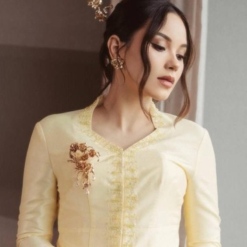 6 Rekomendasi Warna Baju Lebaran untuk Tampil Menawan yang Bisa Jadi Pilihan