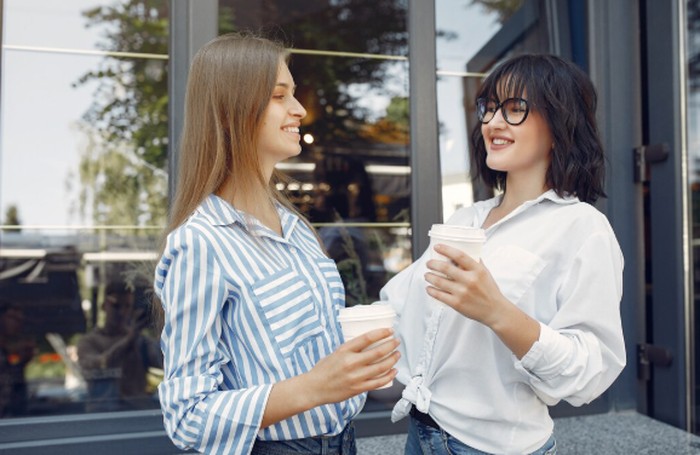 Ramalan zodiak Aries, Taurus, dan Gemini minggu ini menyoroti perubahan dalam cara bekerja, mengekspresikan diri, dan membangun hubungan. Kesabaran dan refleksi menjadi kunci untuk membuat keputusan yang tepat./ Foto: freepik.com/prostooleh