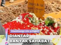 Video: Sheila Dara Tegar saat Pemakaman Vidi Aldiano di TPU Tanah Kusir