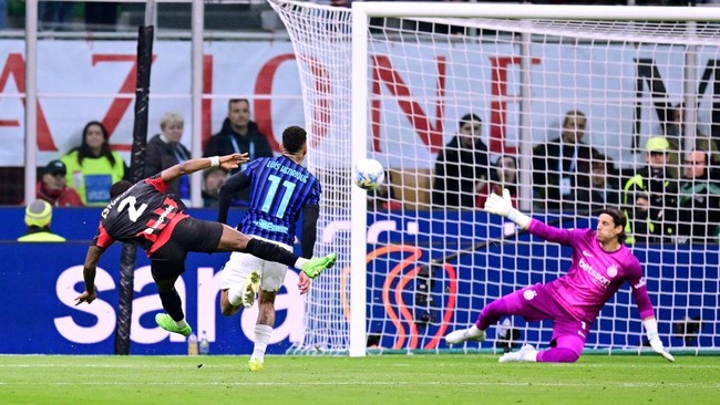 AC Milan mengalahkan rival sekota Inter Milan 1-0 dalam Derby della Madonina pada pekan ke-28 Liga Italia di San Siro, Senin (9/3) dini hari WIB.