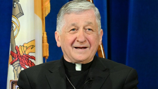 Seorang kardinal AS mengecam suntingan video montase perang dari Gedung Putih yang menggabungkan klip film Hollywood dengan rekaman serangan terhadap Iran.