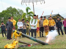 Tradisi Ramadan di Keraton Matan, Dentuman Meriam Penanda Waktu Berbuka