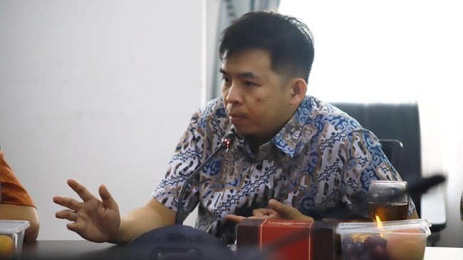 Anggota Pansus 14 DPRD Kota Bandung, Yoel Yosafat, menegaskan Raperda pencegahan perilaku seksual berisiko harus fokus pada kesehatan tanpa diskriminasi.