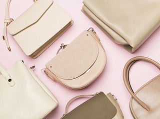 Tas Sling Bag Wanita Affordable! 3 Model Timeless yang Worth It di Bawah 100 Ribuan