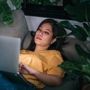 7 Kebiasaan di Malam Hari yang Bikin Awet Muda di Usia 40-an 